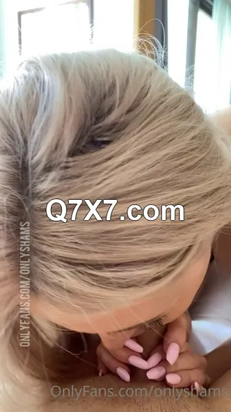 OnlyFans - OnlyShams - Perfect eye contact