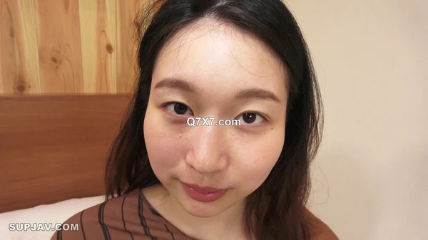 [1080p]FC2-PPV-3321863 [無・素人個撮]27歳でデキ婚し出産費、育児費用で生活難のボ乳子育て新妻がAV出演を決断！クールな雰囲気が肉棒挿入で一変！甲高い喘ぎ声でイキまくり、ボ乳を噴出させ身体を濡らしながら中出しセックス！
