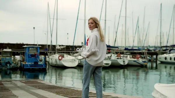 [1080p]MetArtX 25 06 12 Bella Spark Look Through 2 XXX MP4-HEVC