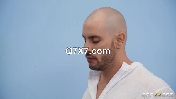 Dirty Masseur 33 [Brazzers 2024] XXX MP4-P2P 540p SPLIT SCENES