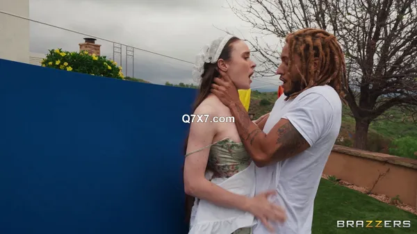 [1080p]BrazzersExxtra 25 06 11 Hazel Moore The Trad Wife Life XXX MP4-HEVC