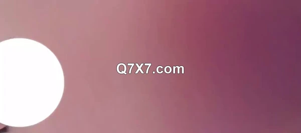 只听淫荡对白就能让你射的极品已婚妇女❤️加上会喷水天花板的存在