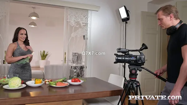 [1080p]Private 23 12 31 Jennifer Mendez Busty Hottie Enjoys A DP Threesome XXX MP4-H264