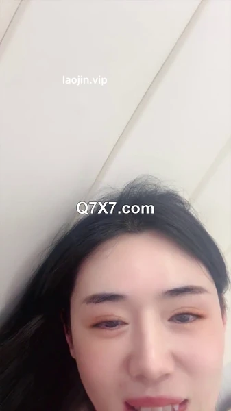 2025年6月最新，新人，良家小夫妻下海，[念念小秘书 ]，风情小少妇，分享和老公的性爱日常，无套内射中出爽歪歪
