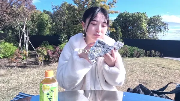 [1080p]FC2-PPV-4121738 [無][初撮り][顔出し] アイドル顔負け。今年1、奇跡の逸材。〜悪徳ヒッチハイク〜
