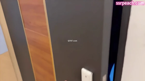 [4k][SSRPeach]高雄清华大学外文系美臀健身教练「Ellie」OF剧情私拍 一