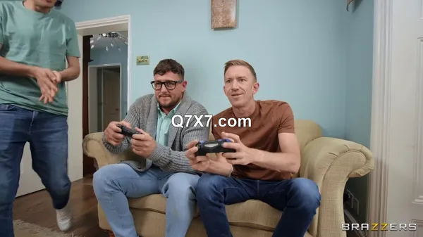 [720p]BrazzersExxtra.23.09.08.Angel.Wicky.My.Husbands.Best.Friends.XXX.HEVC.x265.PRT