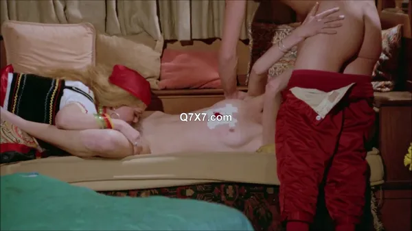 [1080p]New Erotic Adventures of Casanova 12 [Peekarama] (1982) HD